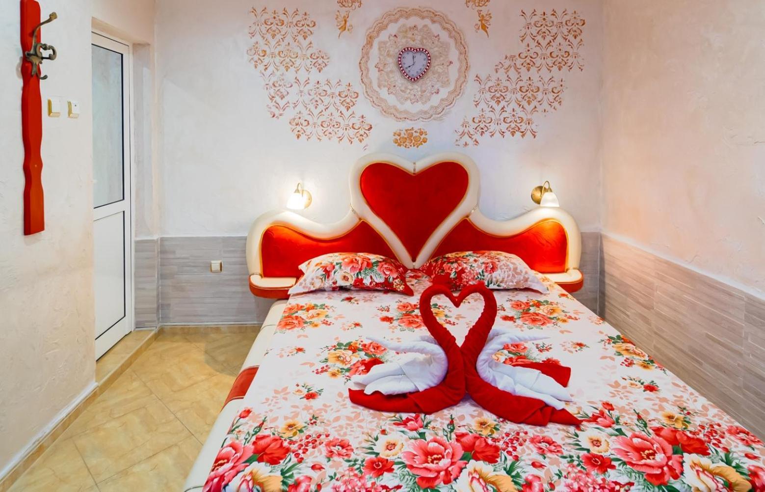 Boutique Guest House 'Sofia' เนเซบาร์ ภายนอก รูปภาพ